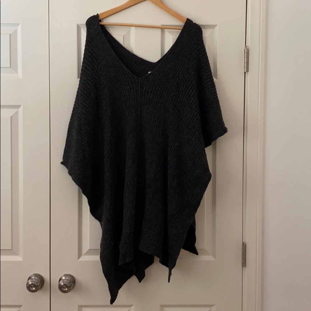 Lauren Manoogian Ribbed Alpaca Poncho